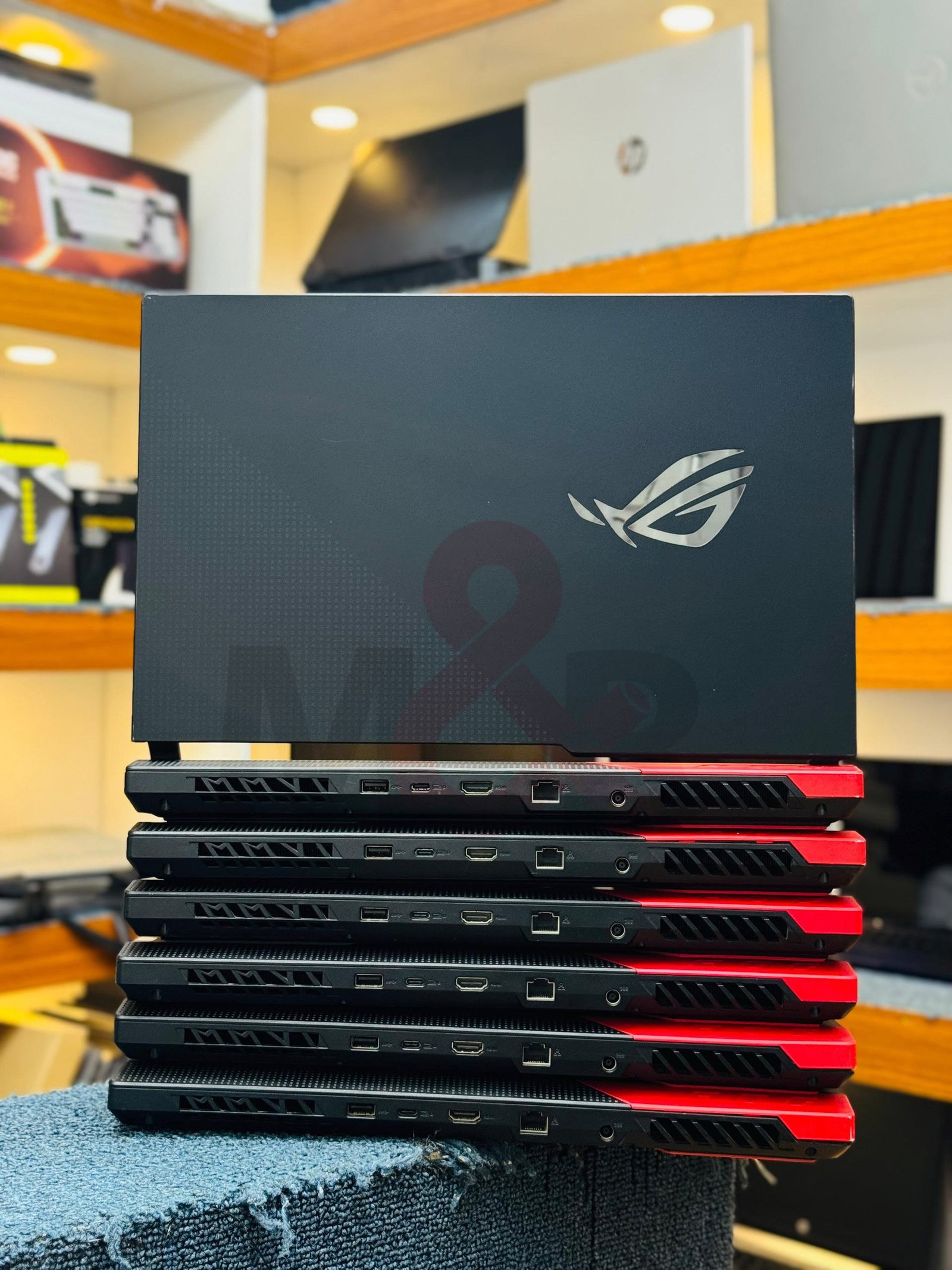 ASUS ROG Strix G15 - Ryzen 9 5900HX, RTX 3060, 16GB, 1TB 2 ASUS ROG Strix G15 – Ryzen 9 5900HX, RTX 3060, 16GB, 1TB