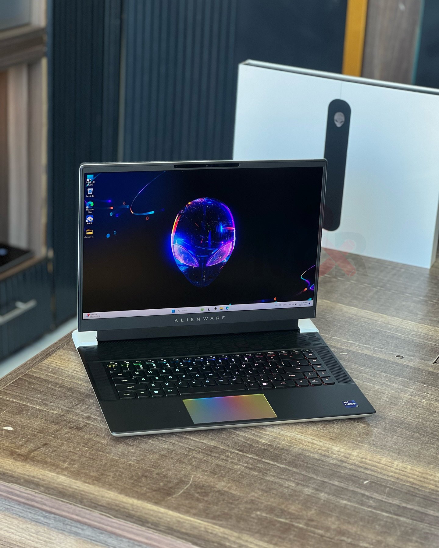 Dell Alienware x16 R1 - Core i9, RTX 4090 16GB, 32GB, 1TB (QHD+ 240Hz) 1 Dell Alienware x16 R1 - Core i9, RTX 4090 16GB, 32GB, 1TB (QHD+ 240Hz)