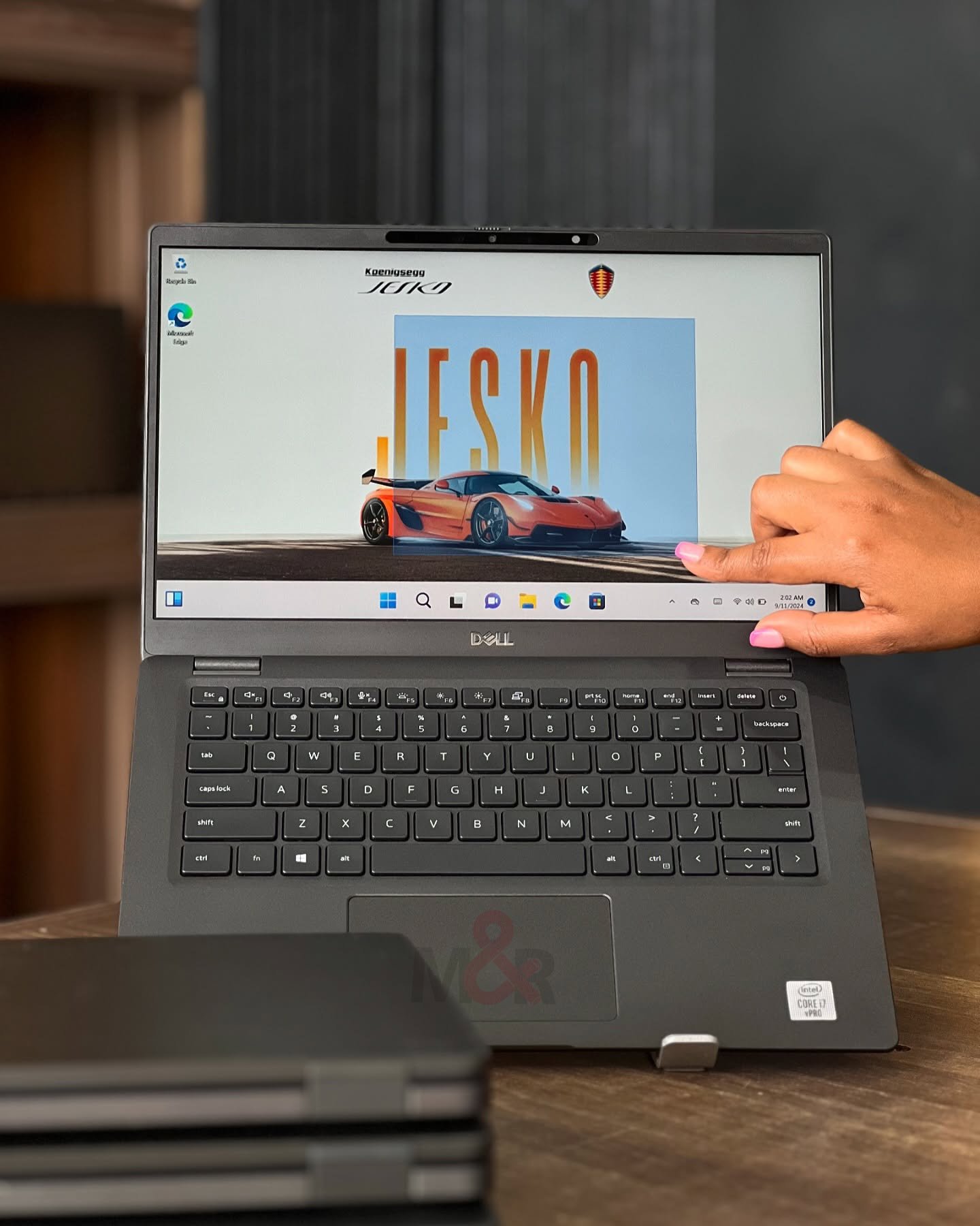 Dell Latitude 7310 Touchscreen - Core i7 10th Gen, 16GB, 256GB 1 Dell Latitude 7310 Touchscreen - Core i7 10th Gen, 16GB, 256GB