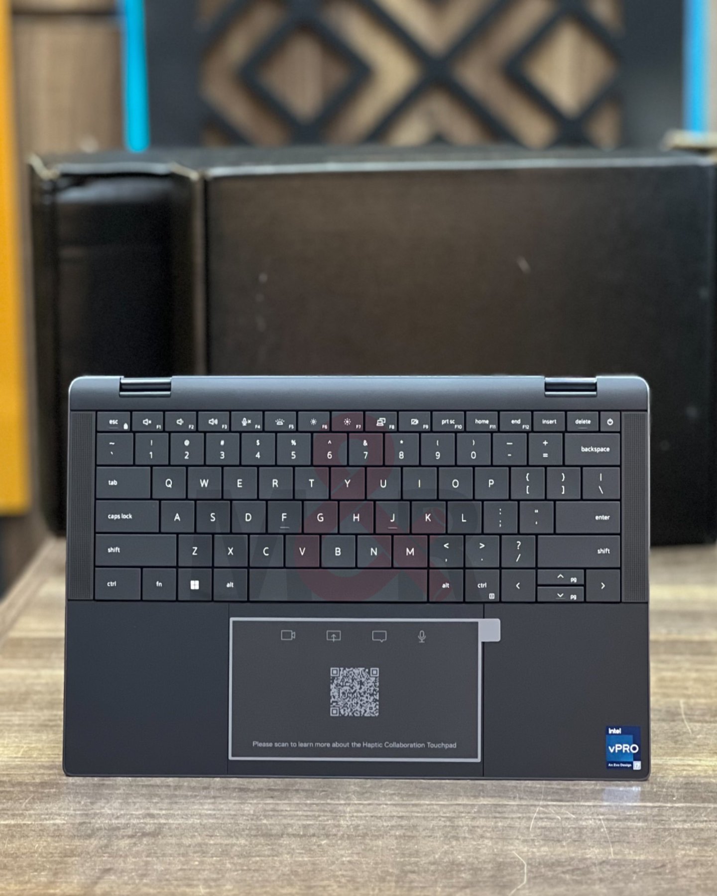 Dell Latitude 9440 2-in-1 - Core i7 13th Gen, 32GB, 1TB (QHD+ Touch) 4 Dell Latitude 9440 2-in-1 - Core i7 13th Gen, 32GB, 1TB (QHD+ Touch)