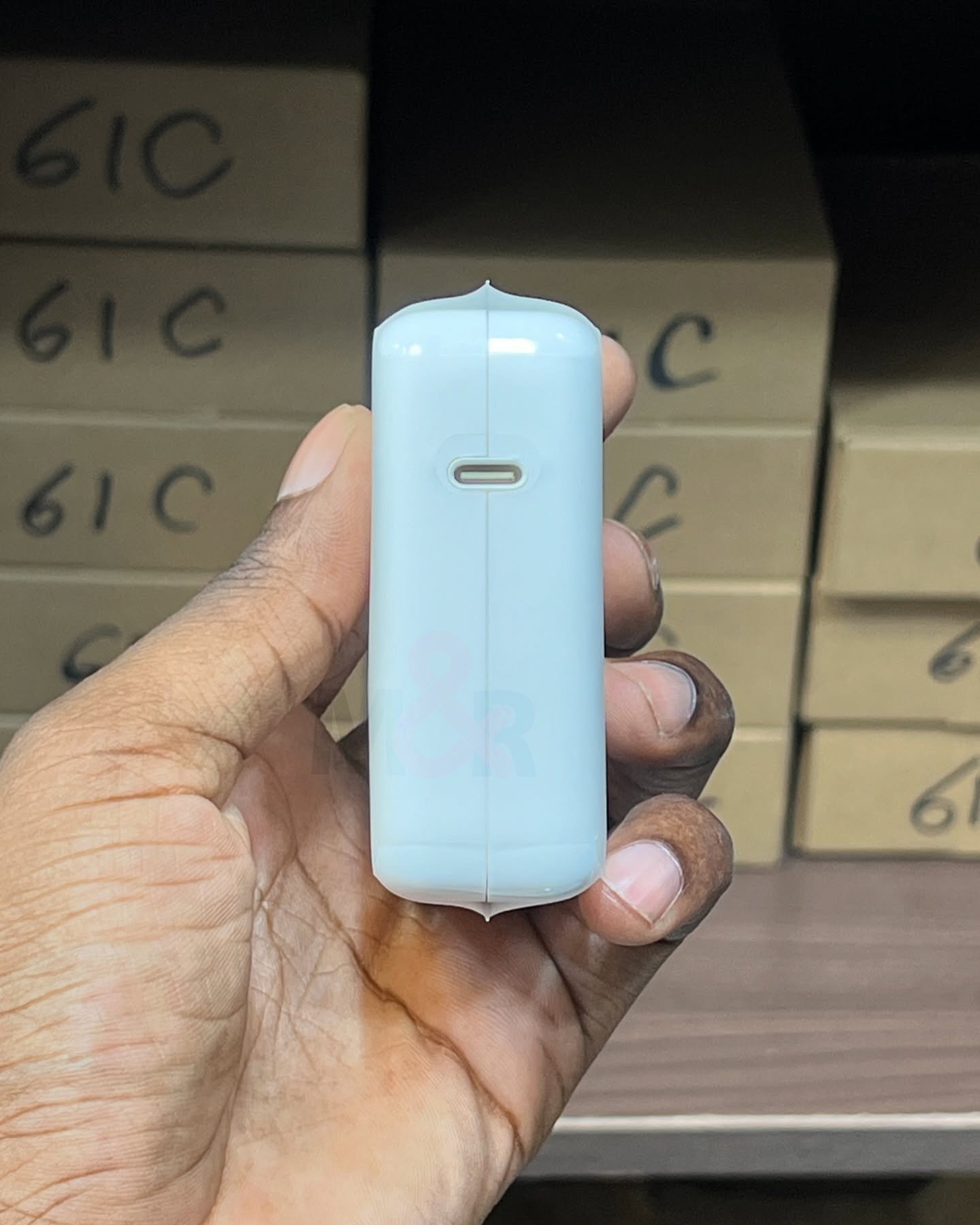 Genuine Apple 61W USB-C Power Adapter Charger 5 Genuine Apple 61W USB-C Power Adapter Charger