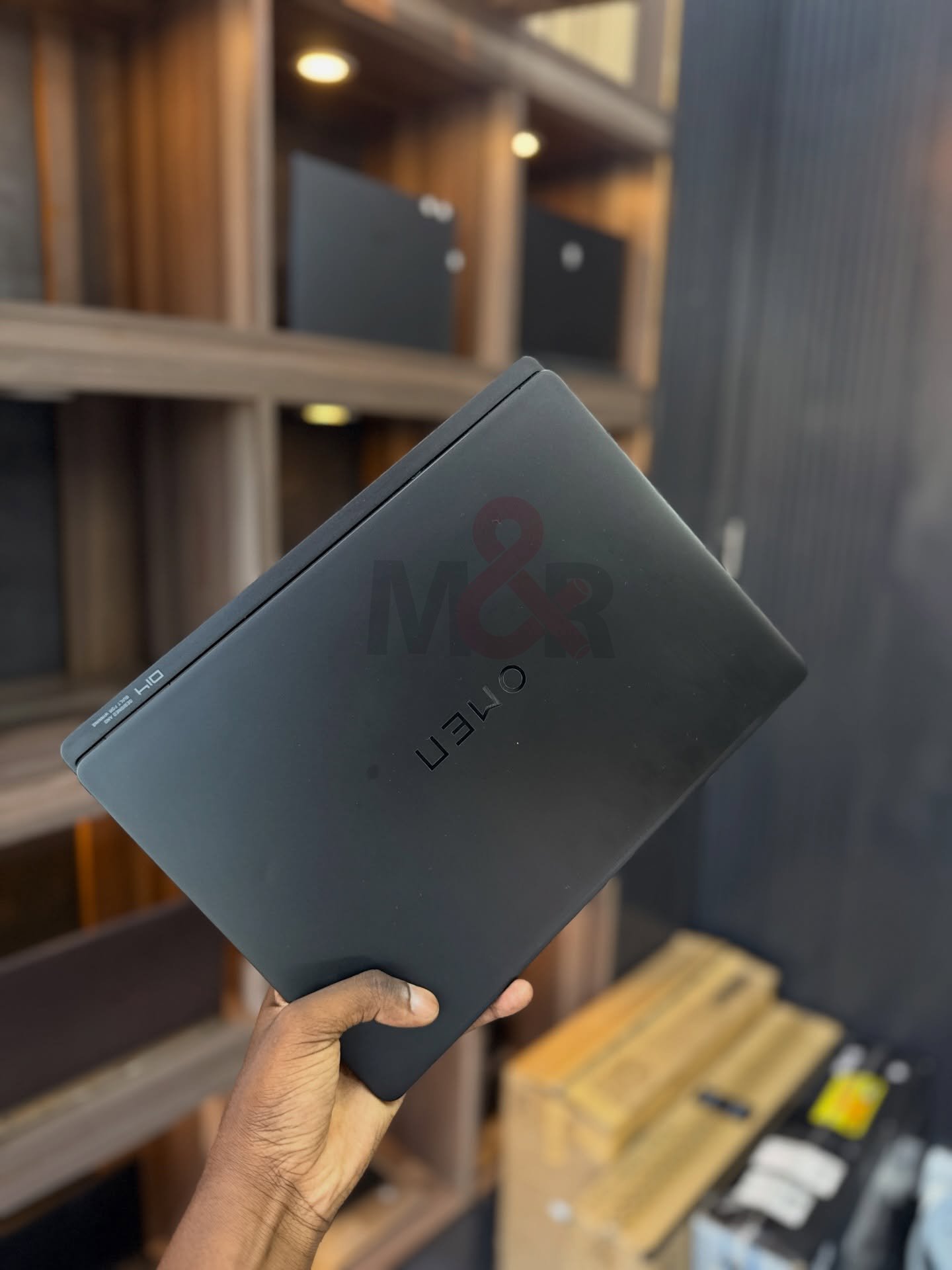 HP OMEN Transcend 14 - Core Ultra 9 185H, RTX 4060, 32GB, 1TB SSD 2 HP OMEN Transcend 14 - Core Ultra 9 185H, RTX 4060, 32GB, 1TB