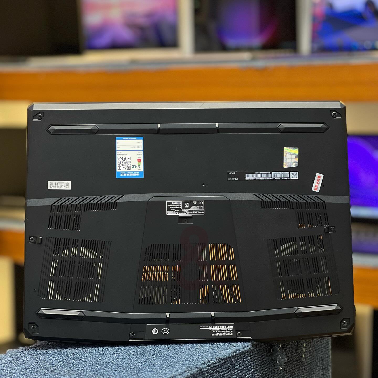 MSI GP66 Leopard (11UG) - Core i7, RTX 3070 8GB, 16GB, 512GB (144Hz) 4 MSI GP66 Leopard (11UG) - Core i7, RTX 3070 8GB, 16GB, 512GB (144Hz)